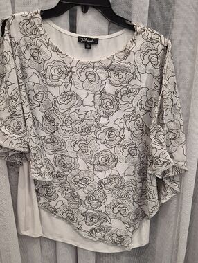 Prelude Connection Cream Tunic with Black Floral Outline